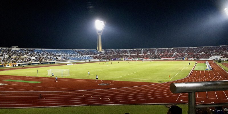 Sân vận động Quốc gia Hassanal Bolkiah khánh thành năm 1983